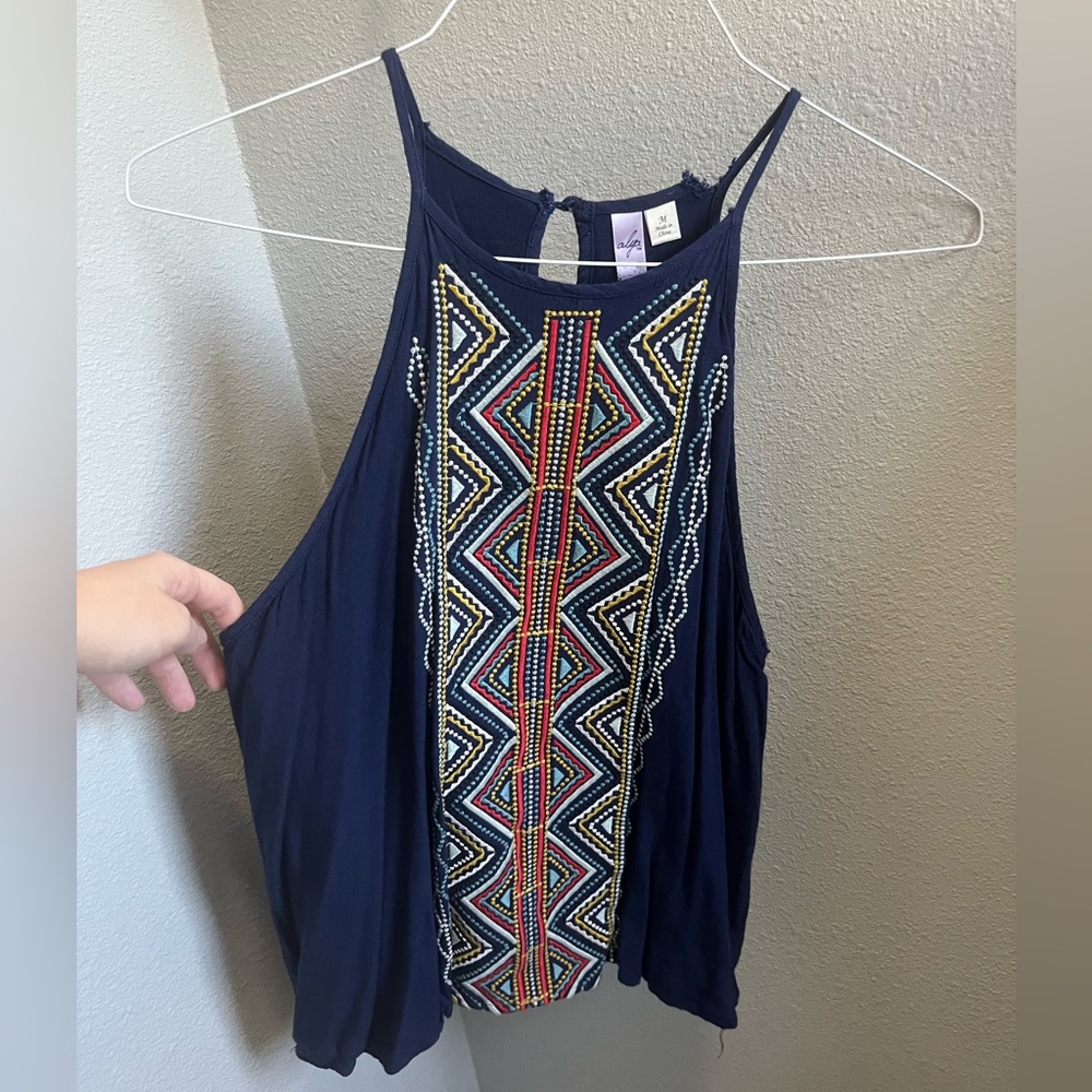 Alya boutique top! Used condition (CHEAP)